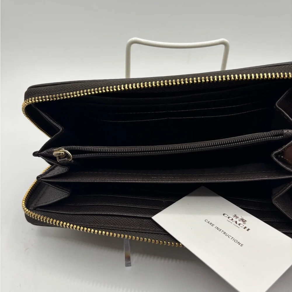 Coach Brown and Tan Signature Zip Wallet - Picture 9 of 13